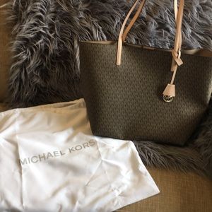 Michael Kors bag